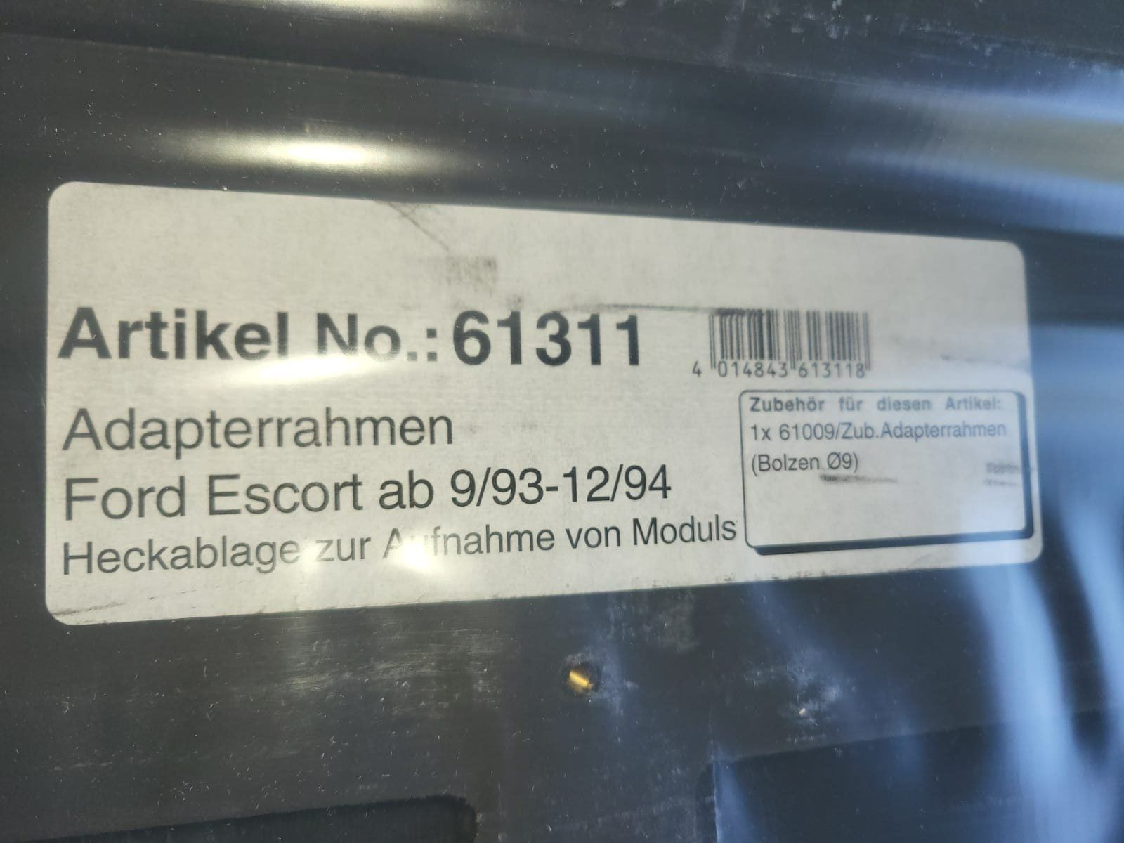 Ford Tutti pezzi di ricambio auto: Ford Escort Adapterrahmen Heckablage mit Stoffbezug – Usato da Tägerig venduto da Cellito 1