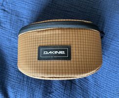 Sacoche Dakine pour accessoires - Parfait état!