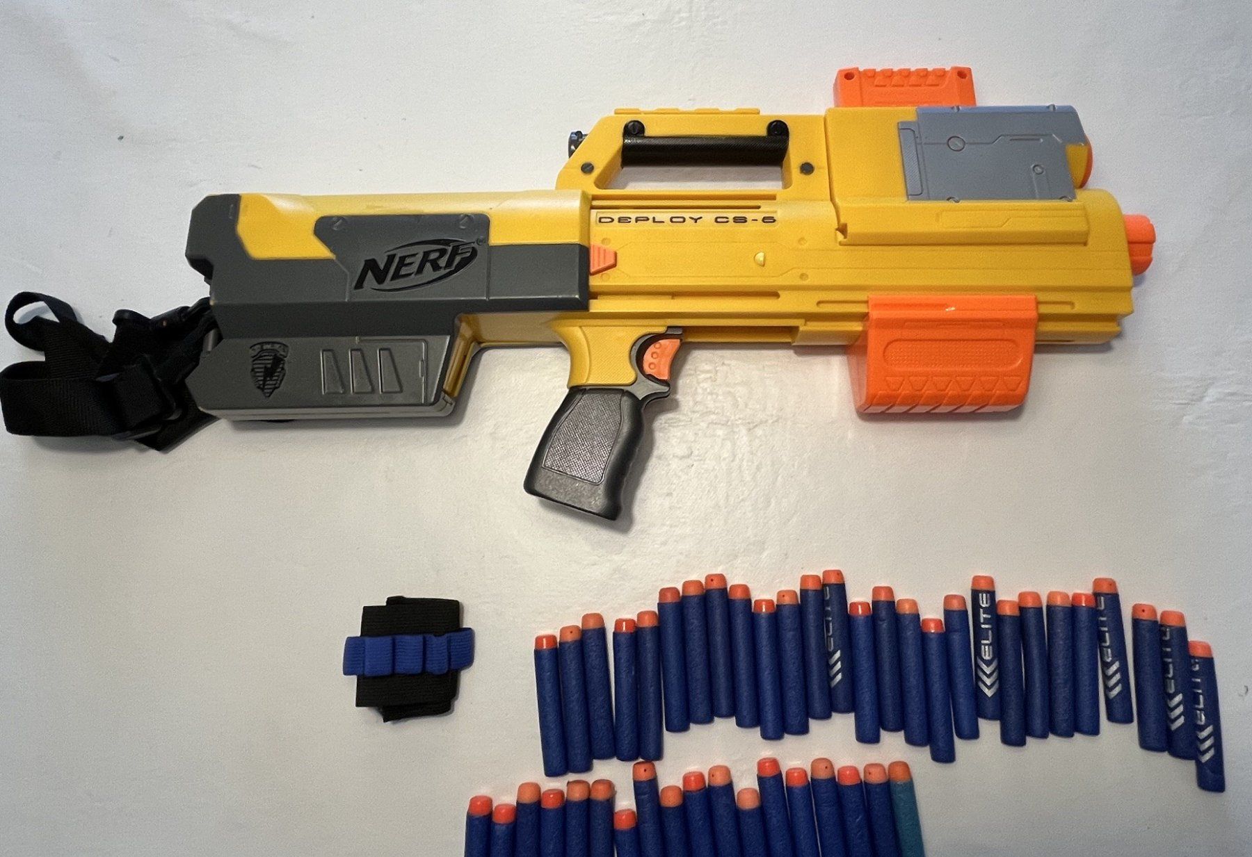 Nerf Giocattoli: NERF N-Strike déployer CS-6 Soft Dart Blaster, 70 fléchette – Usato da Lausanne venduto da charlie_lau24 4