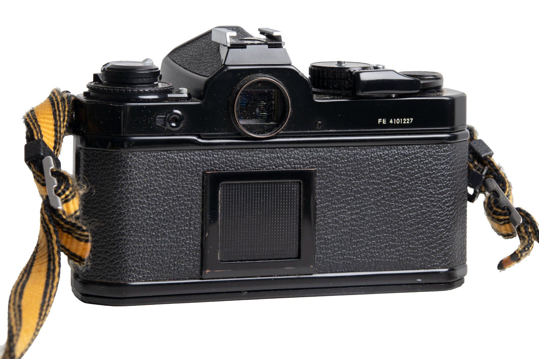 Nikon Fotocamera: NIKON FE Kamera Analog – Difettoso da Emmen venduto da chromaton 1