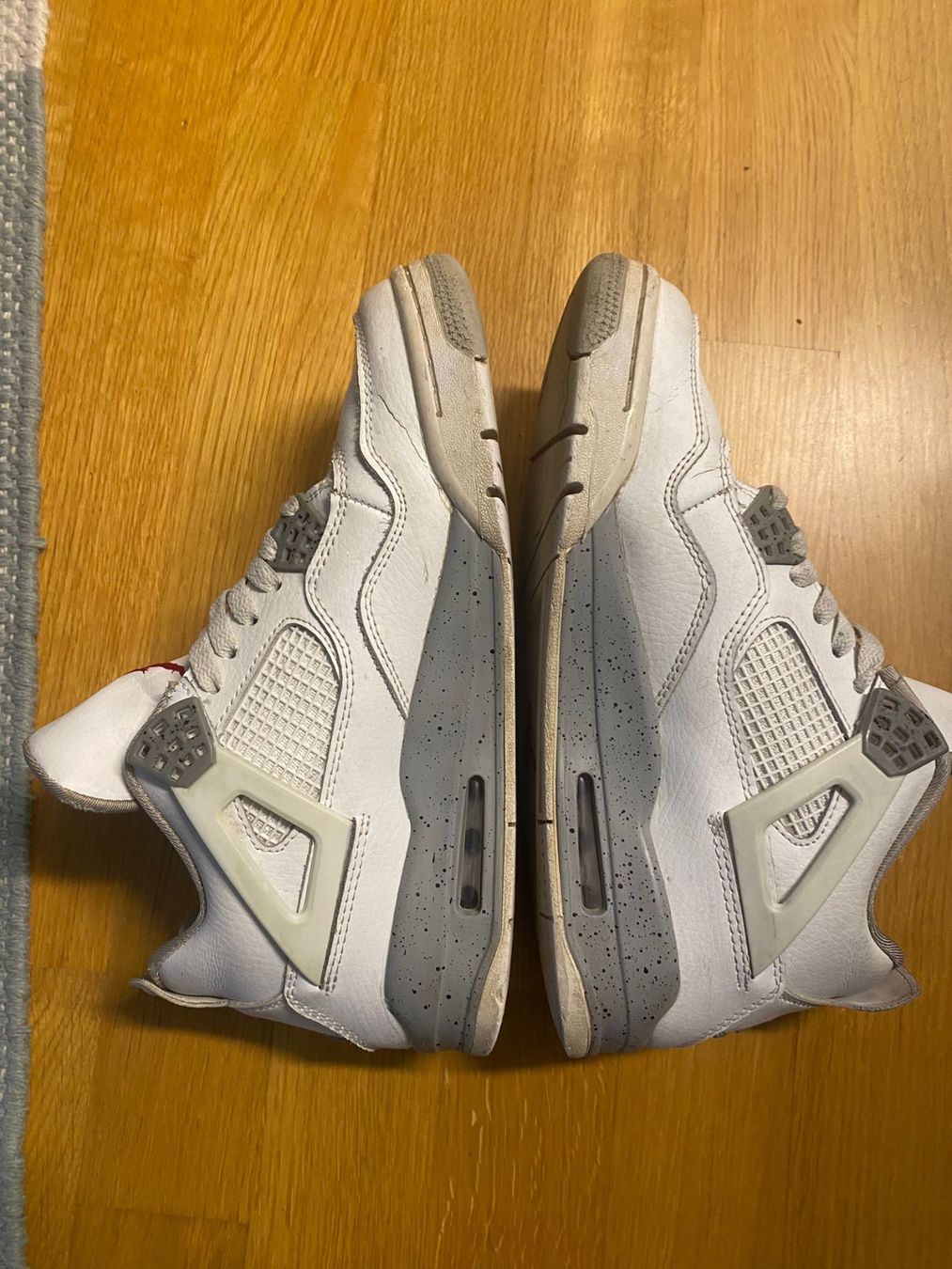 Jordan Herrenschuhe: Jordan 4 Weiss Grösse 41 – Gebraucht aus Münchenstein von jul_r2nh 1