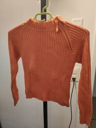 Oranger Pullover Grösse 152