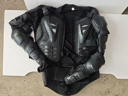 Schutzkleidung Mountainbike Grösse XL schwarzer Schutz