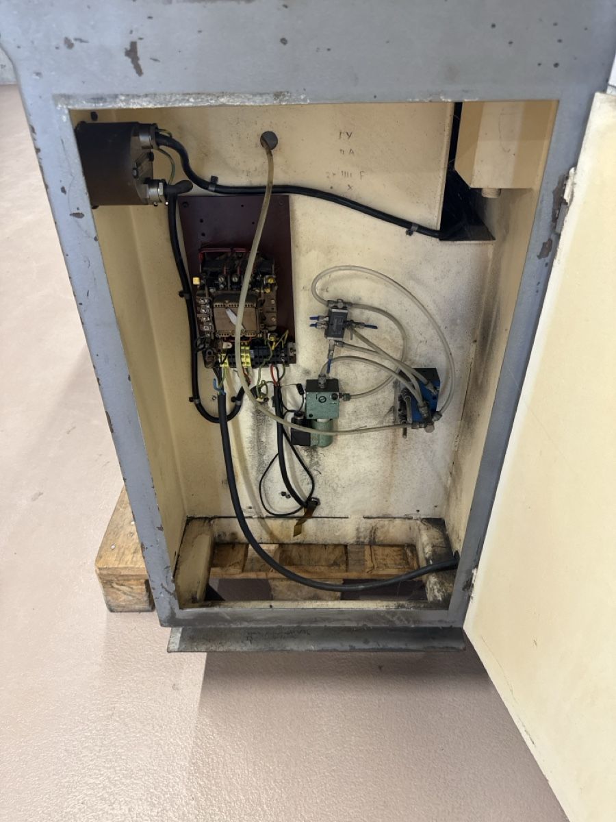 Schaublin Tutte le macchine: Schaublin 102 tour avec banc, machine-outil précise! – Usato da Aarberg venduto da SNMachines 3