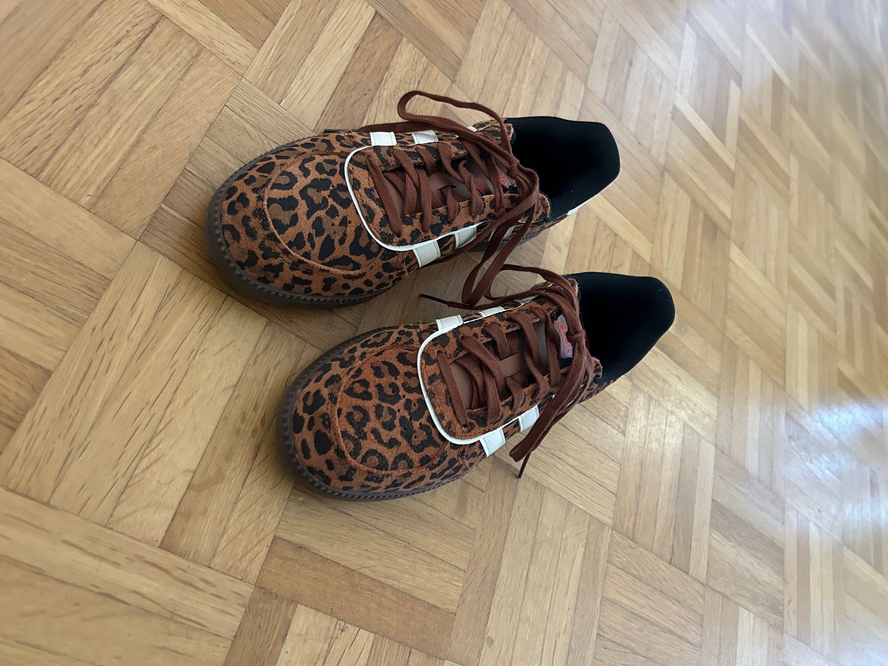 Adidas Scarpe da donna: Adidas Sneaker – Nuovo (secondo la descrizione) da Uetikon am See venduto da kat_866g