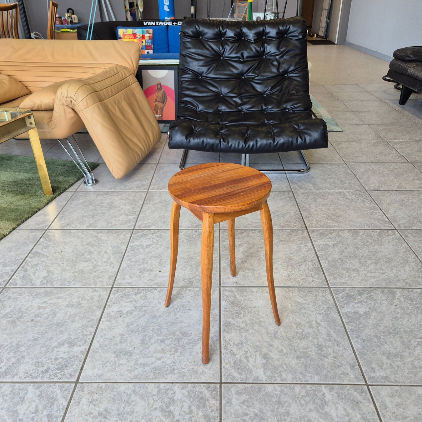 Tabourets: Hocker Holz Höcker Blumenhocker Blumentisch – D'occasion à Nottwil par Wondewa-Shop 9