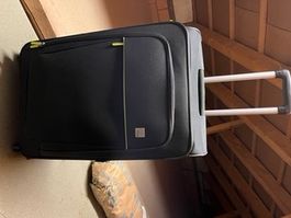 Reisekoffer schwarz, Höhe 58cm, Breite 43cm Tiefe 23cm