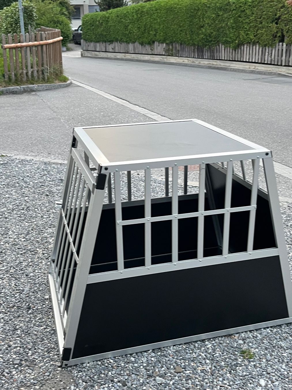 Gabbie, trasporto & Sicurezza: Hundebox Hund gross – Usato da Igis venduto da pie_pd99 6