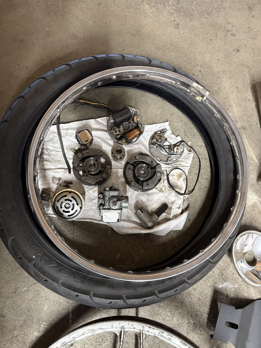 Mofas: Puch Maxi Teile – Defekt aus Wattwil von Emil. 1