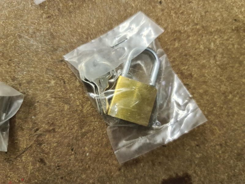 Schlösser: neue Schlösser mit Schlüssel 10Stk – Neu und originalverpackt aus Necker von liq24 1