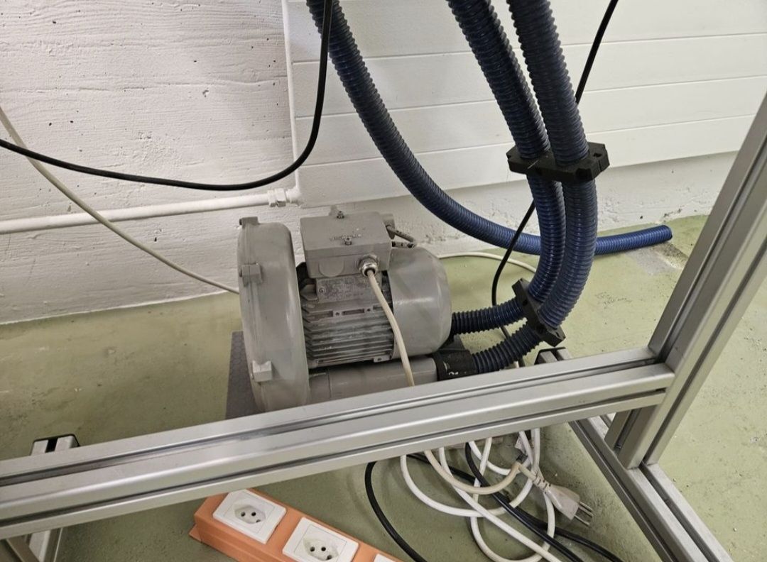 Tutte le macchine: Laser Gravierer RAYJET – Usato da Sempach venduto da let_bvl5 3