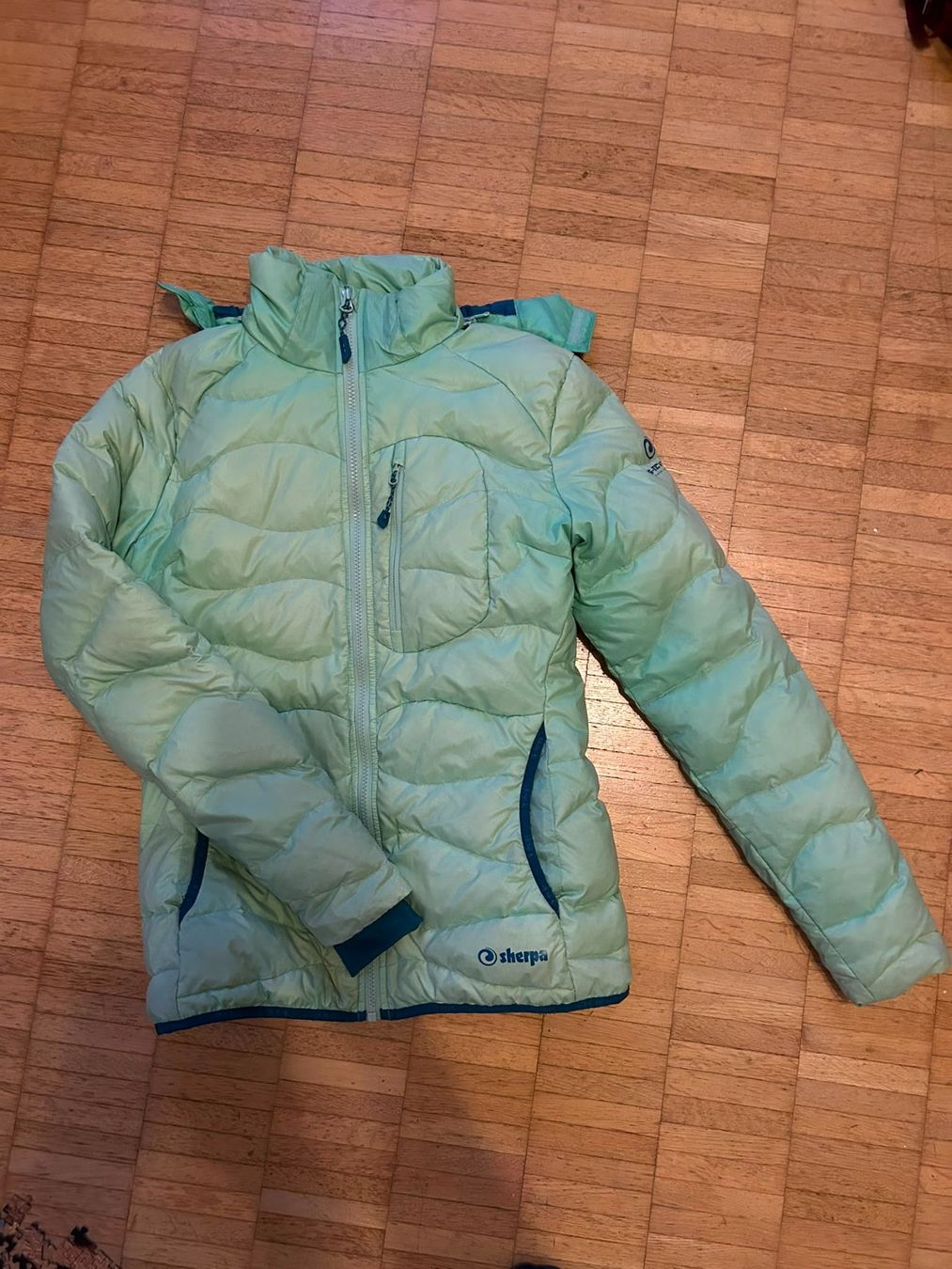 Sherpa Giacche: Sherpa Daunenjacke – Usato da Basel venduto da AlineAssi1234