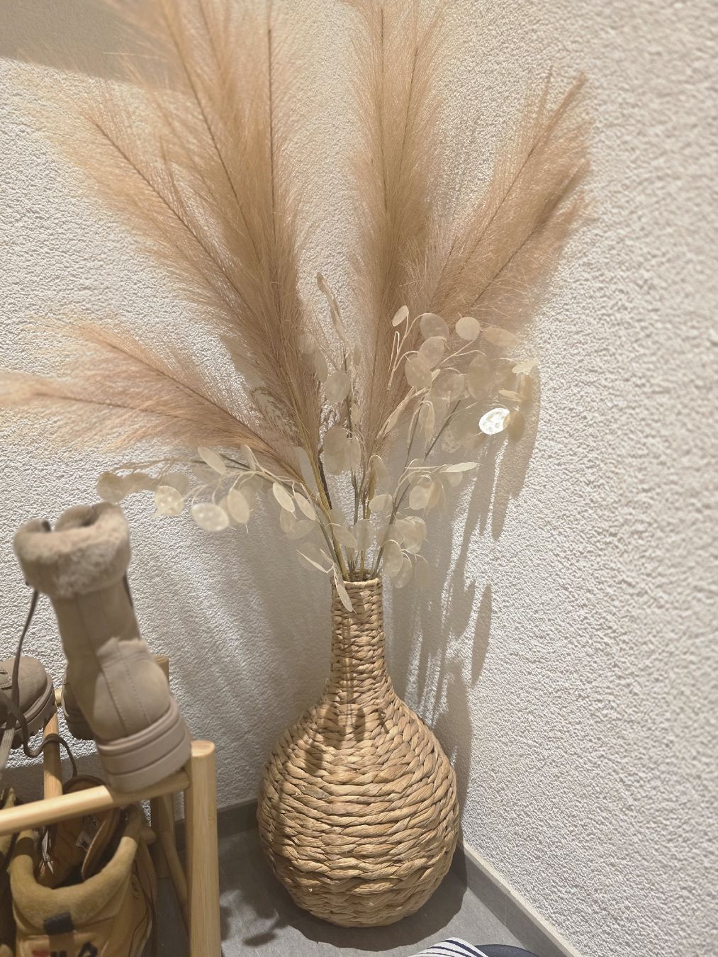 Alle Dekorationen: Deko Flecht Vase mit Dekopflanze Beige – Neu (gemäss Beschreibung) aus Klosters von Sniggels