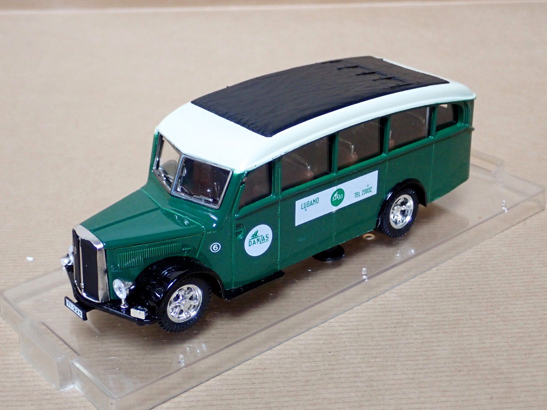 Saurer Modellautos: Saurer Type C Bus Danzas Lugano - Vitesse – Neu (gemäss Beschreibung) aus Winterthur von 602ccm 1
