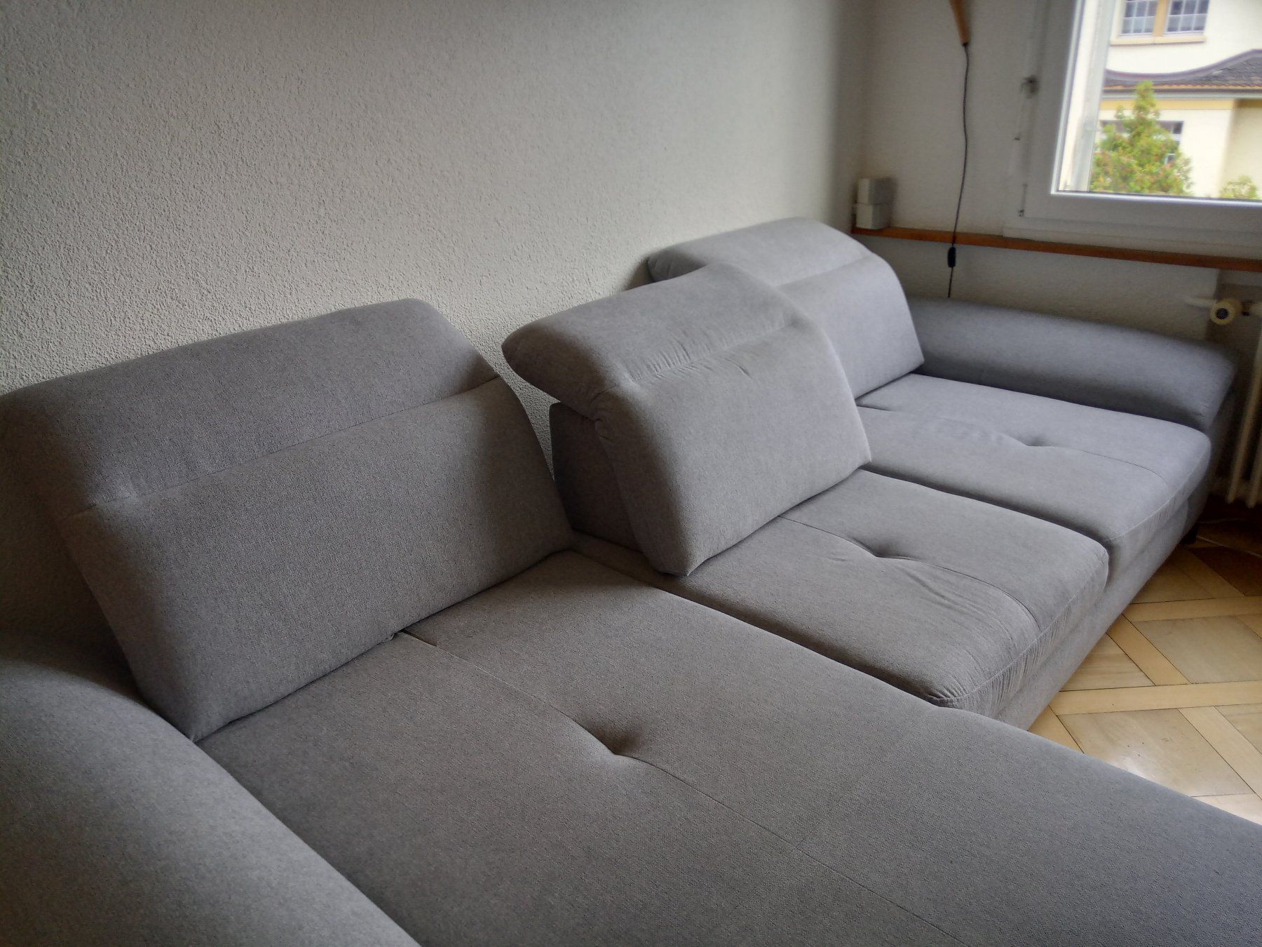 Conforama Sofas: Ecksofa Couch Canapé – D'occasion à Biel/Bienne par inn_7fvv 2