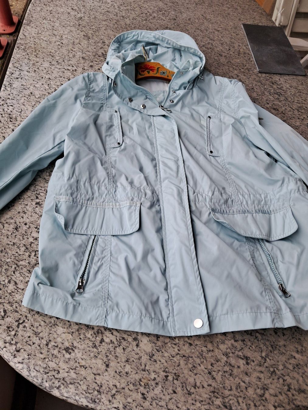 Bonita Giacche: Windjacke mit Kapuze, Farbe mint – Usato da zürich venduto da Mingi2