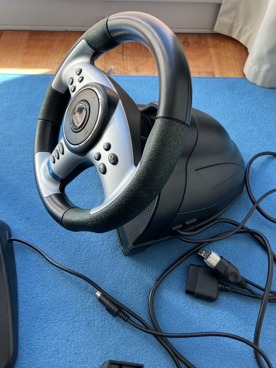 Saitek Controller: Saitek Lenkrad PS2/PS3, XBOX und PC – Usato da Chur venduto da GC190 1