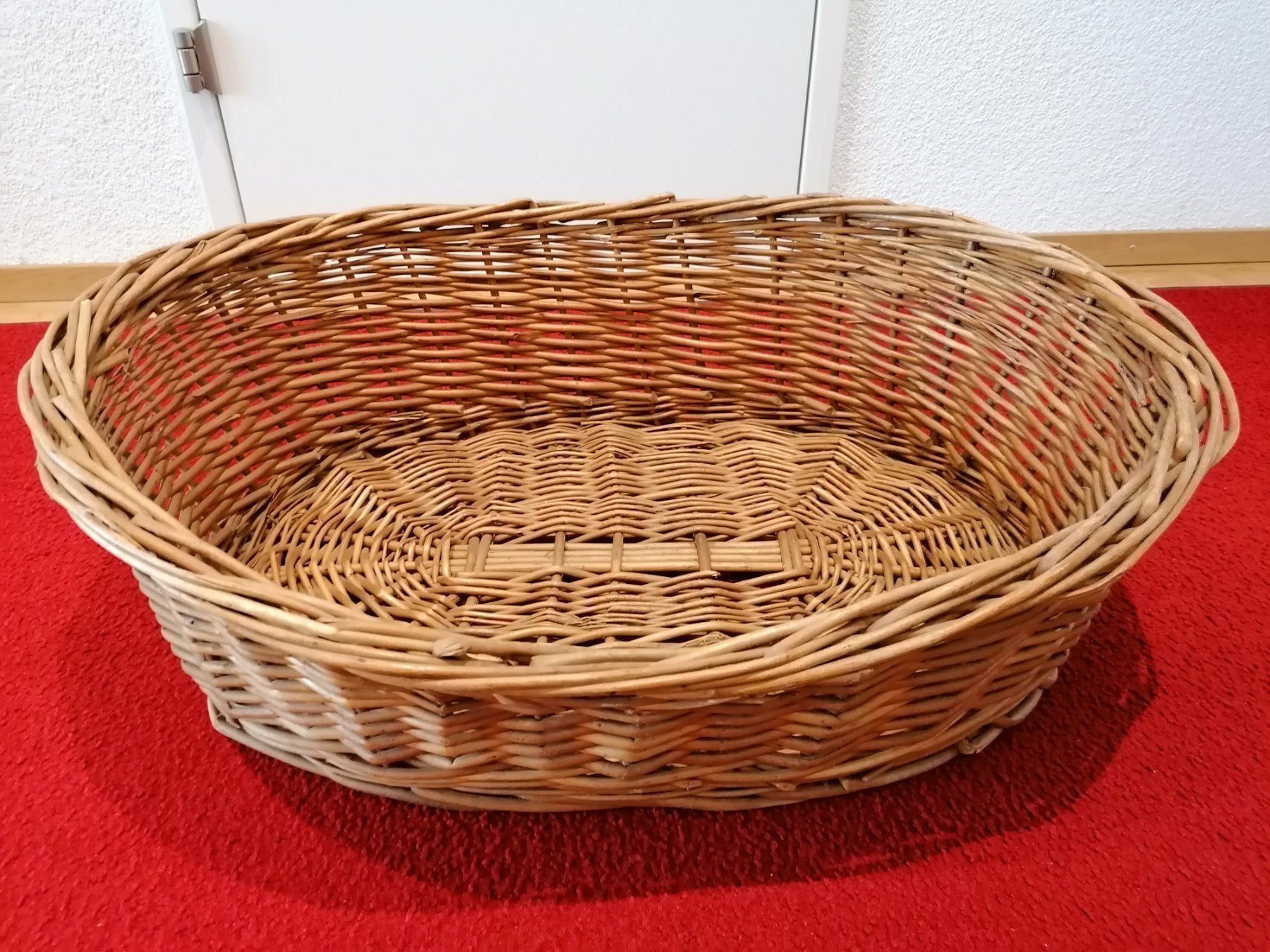 Liege- & Schlafplätze: Hunde Korb – Gebraucht aus Muri AG von goodmood17 2