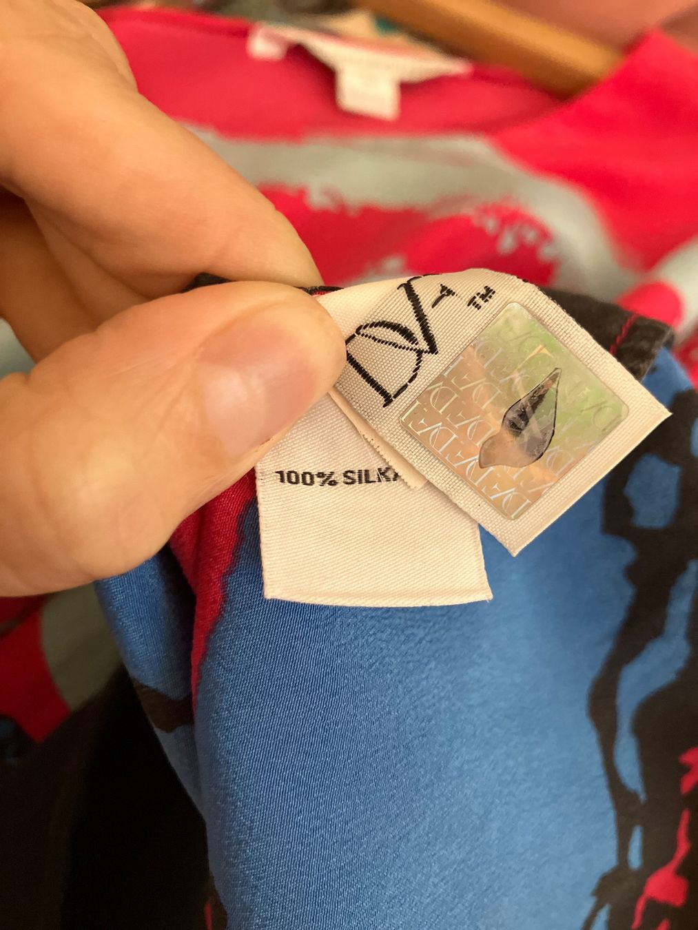 Diane von Furstenberg Blusen: Diane von Furstenberg Bluse aus Seide – Gebraucht aus Zürich von hernen 3