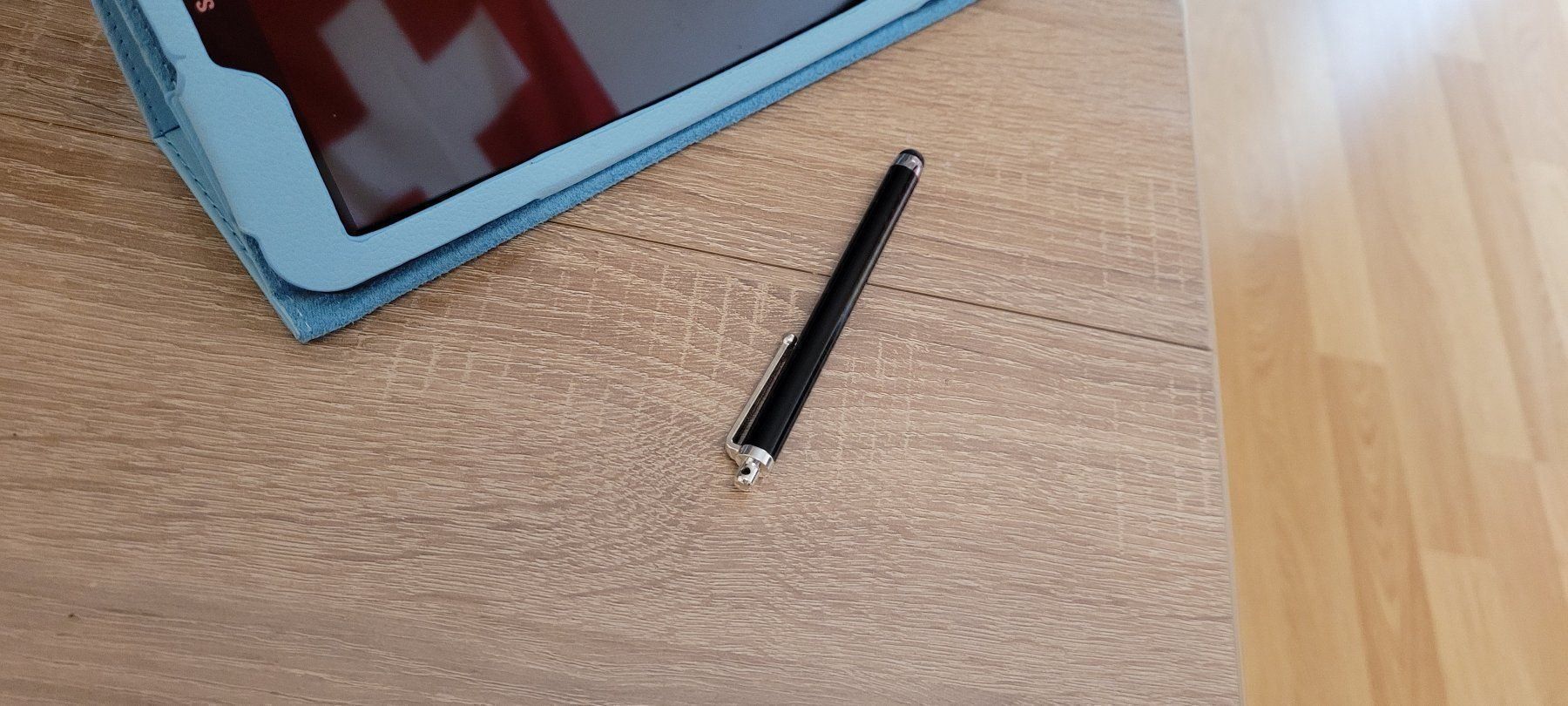 Cover & Protezioni schermo: Samsung Tablet Hülle Cover 10.1 Hellblau – Usato da Adlikon b.Regensdf venduto da ChriZ86 9