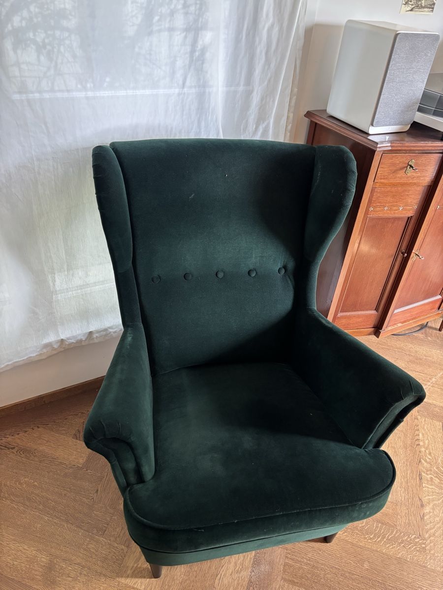 Ikea Fauteuils: Ikea Strandmon Samt grün mit Hocker – D'occasion à Zürich par hul_sq5d 1
