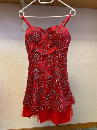 Trägerkleid