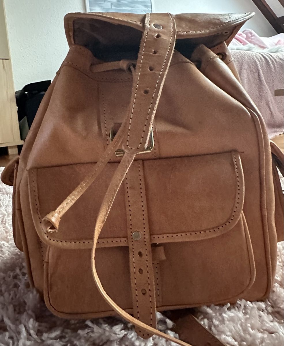 Zaini: Leder Rucksack neu – Usato da Herzogenbuchsee venduto da SaRaDe77
