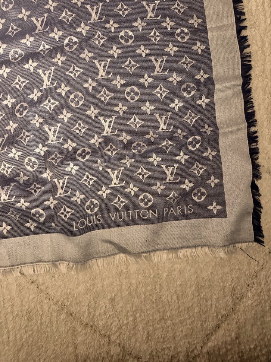 Foulard & Sciarpe: Louis Vuitton Schal – Usato da Luzern venduto da bambola92 1