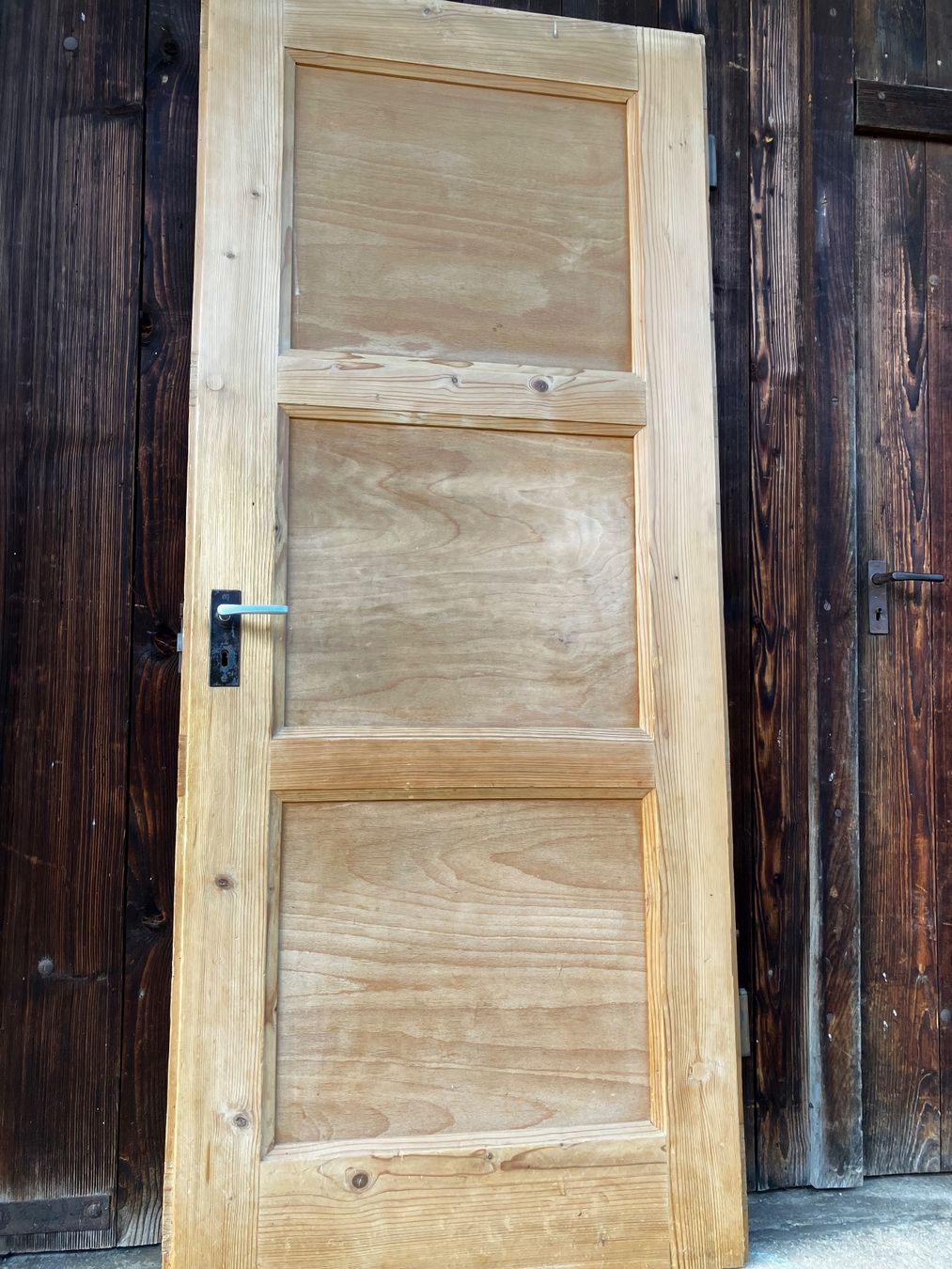 Porte: Alte Holztür – Usato da Matzendorf venduto da niraluma