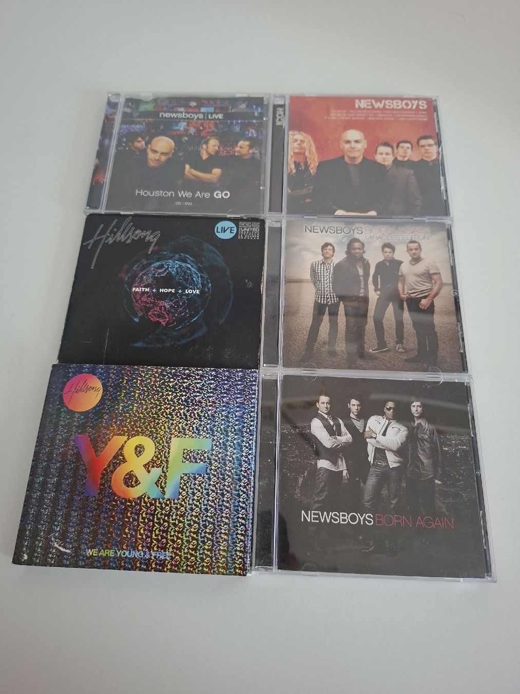 CD: Newsboys und Hilsong CDs – Difettoso da Chur venduto da bananaaa