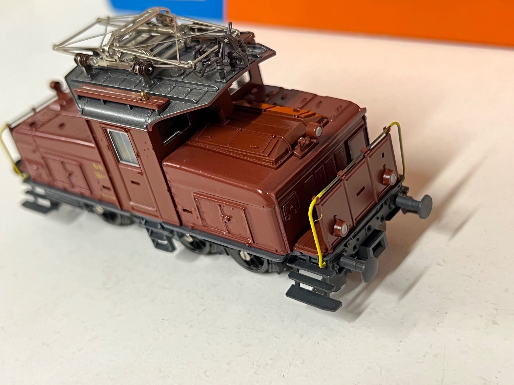 Roco Modellini di ferrovie: ROCO  43529  Ee 3/3 H0 DC SBB Analog – Usato da Geroldswil venduto da TopTrain54 4