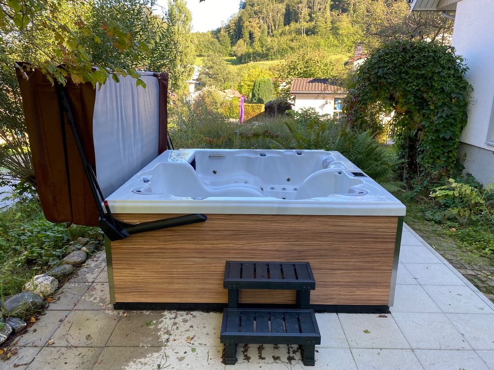 Hochwertiger Whirpool (made in Germany - Whirlcare) | Kaufen auf Ricardo