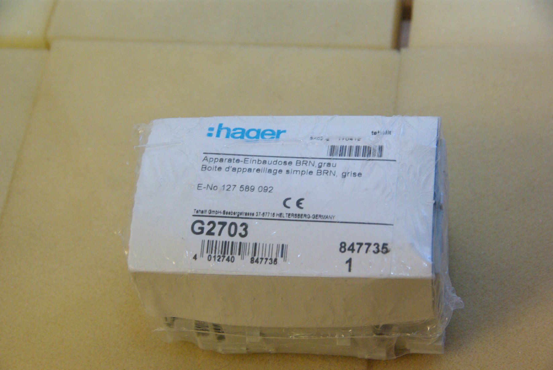 Hager Spine: hager Apparate Einbaudose BRN, grau – Nuovo e nell'imballaggio originale da Herisau venduto da Cevianer1844