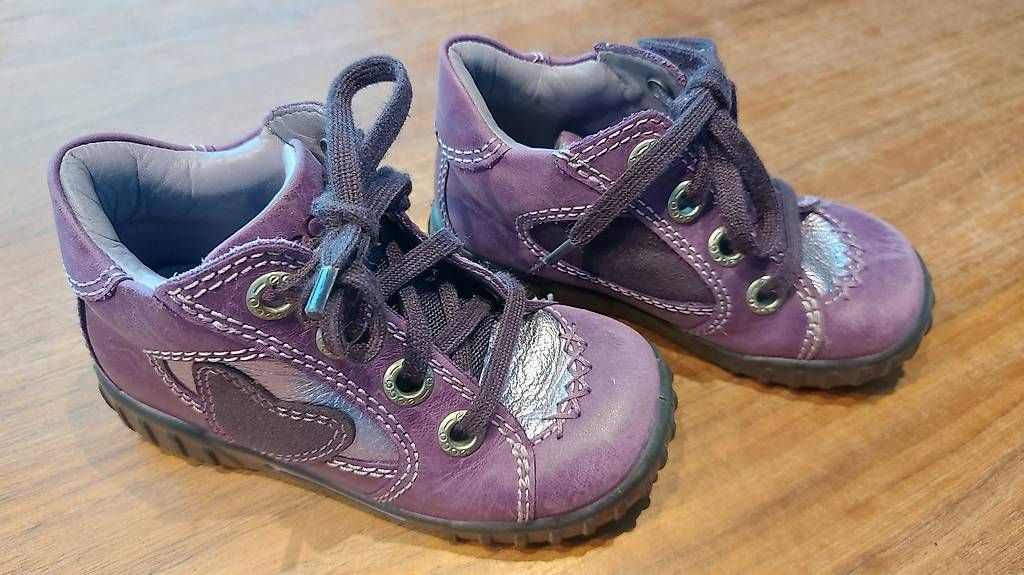 Chaussures filles: Ecco Schuhe Gr. 23 – D'occasion à Rotkreuz par MASI17 1