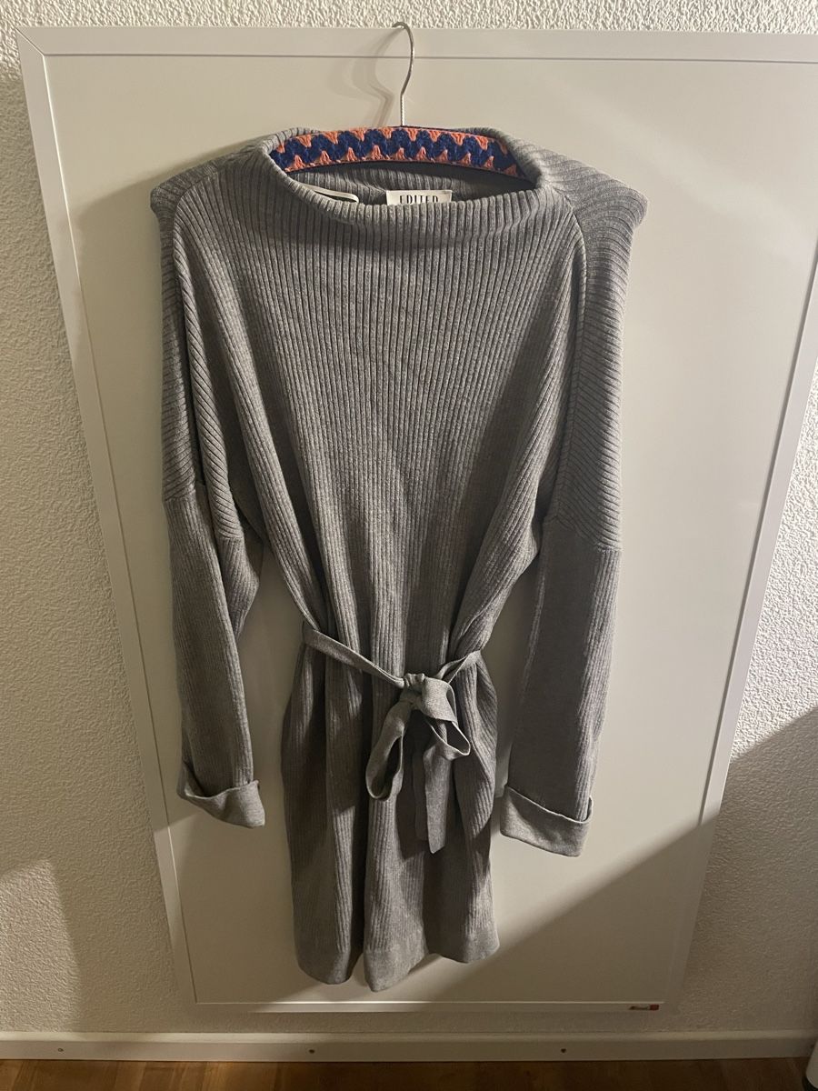 Vestiti: Edited Strickkleid – Usato da Salgesch venduto da ali_7tvr 1