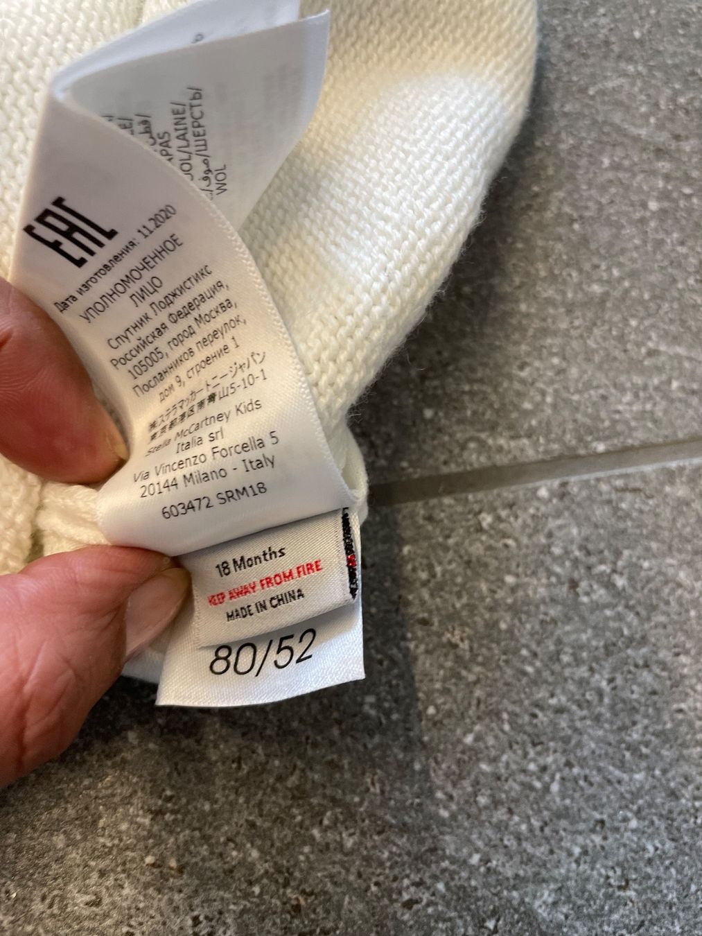 Maglioni & Felpe: Stella McCartney Kids Jumper/Strickpullover Dog / Size 80 – Nuovo (secondo la descrizione) da Zollikon venduto da JuRock 2