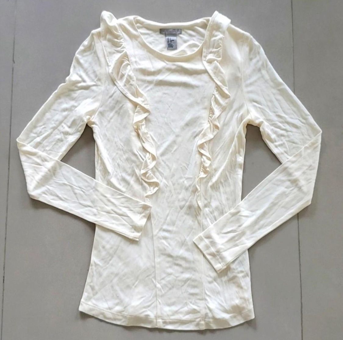 H&M Top: H&M 🤍 pull à volants M – Usato da Muraz (Collombey) venduto da iLoveNYC