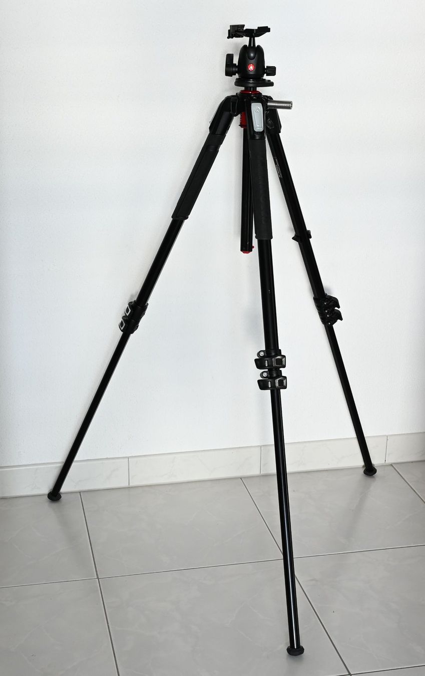 Manfrotto Trépieds & Accessoires: Stativ MANFROTTO 190 mit Kugelkopf 496RC2 – D'occasion à Dürnten par pema28