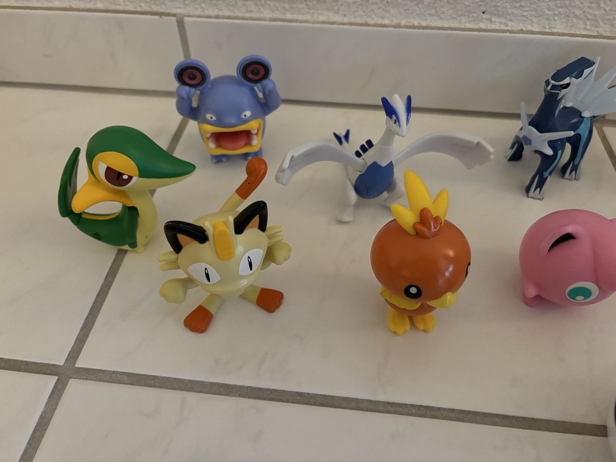 Pokémon Giocattoli: Pokémon Figuren – Usato da Uetikon am See venduto da Winnieclaudia 1
