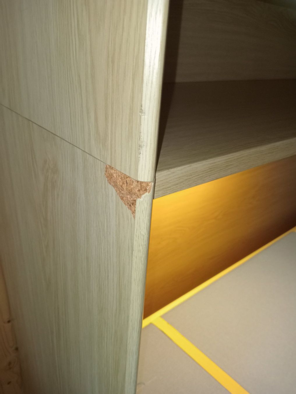 Letti: Schrank mit ausklappbarem Gästebett – Usato da Spiez venduto da iaqob 7