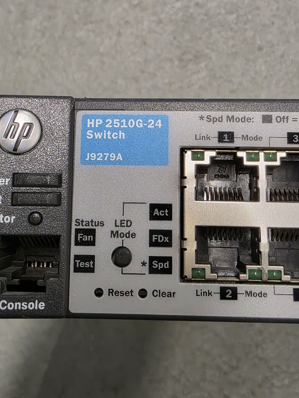 Hub & Switch: HP 2510G-24 Switch (J9279A) - Reliable Network Solution – Usato da Zweisimmen venduto da jun_9mrz