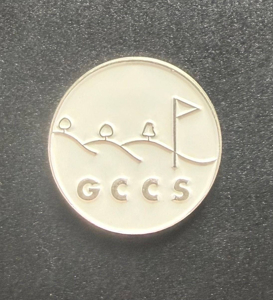 Mazze & Set: Golfball Marker magnetisch, Golf & CC Schönenberg, 2,5 cm – Usato da Zollikon venduto da dorean
