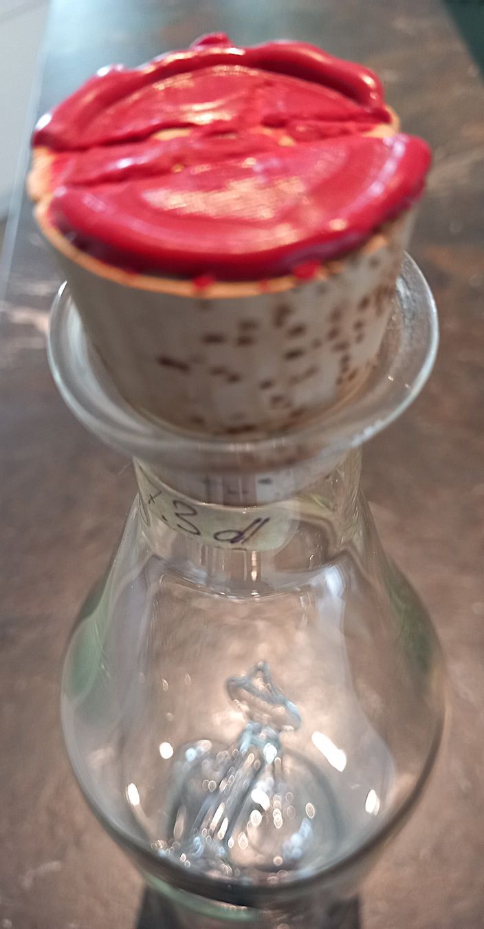 Gas-Geräte & -Technik: Dekorative Glasflasche mit Glaskirsche – Gebraucht aus Lindau von san_kg2j 3