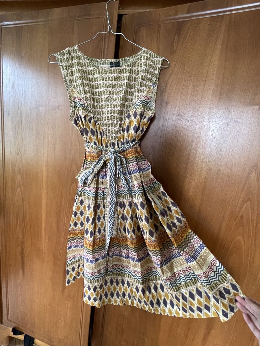 Mango Vestiti: Mango Vintage Dress – Usato da Zürich venduto da hsi_tl5c