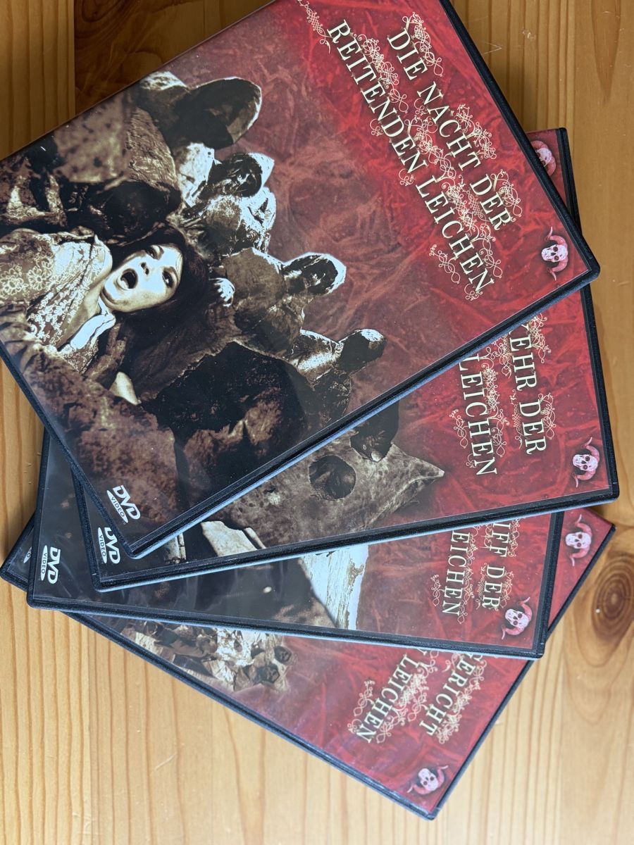 Tutti i DVDs: DIE REITENDEN LEICHEN - 4 DVD Box – Usato da Inkwil venduto da RetrOhyeah_Schweiz 1
