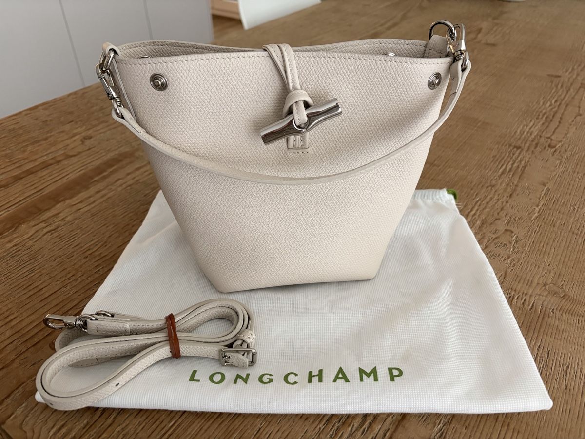 Longchamp Taschen für Damen: Longchamp Mini Le Roseau Beuteltasche – Neu (gemäss Beschreibung) aus Aarberg von Daniela300