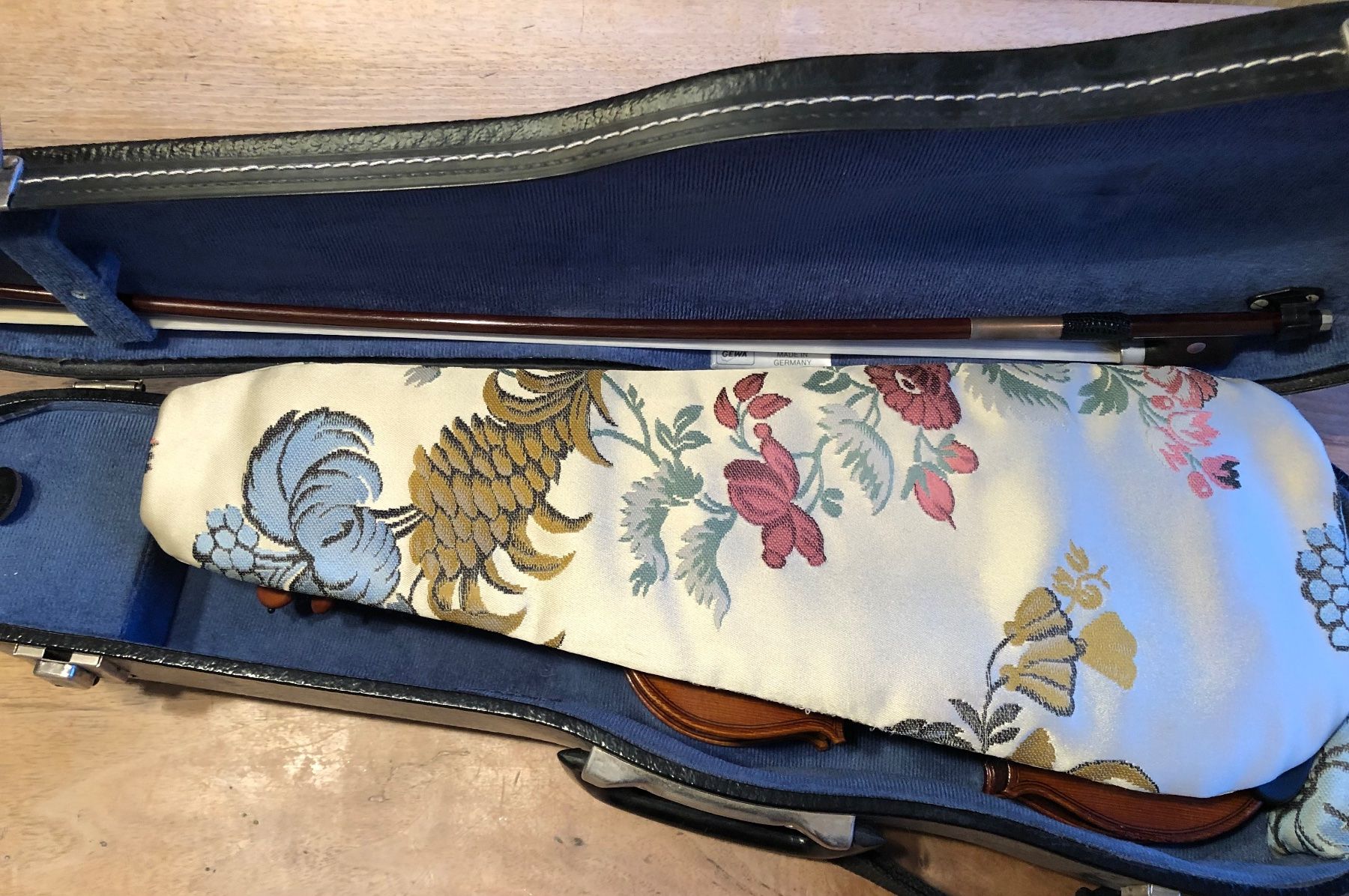 Musikinstrumente: 1/4 Violine & 1/4 Bogen – Gebraucht aus Stäfa von sinalong9 1