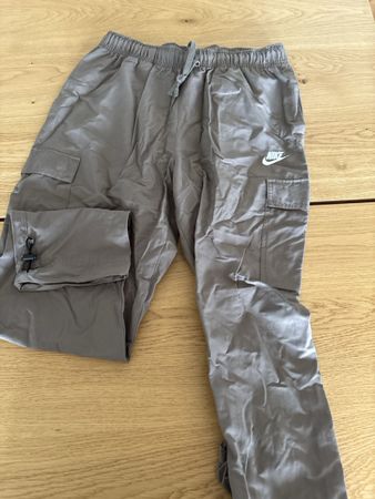 Nike Cargo Hose Braun