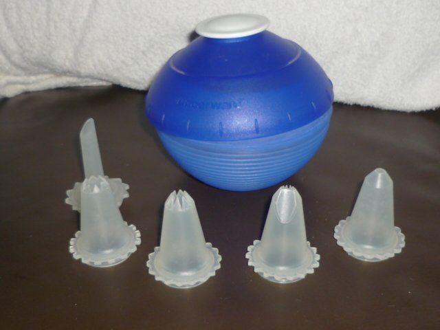 Tupperware Contenitori & Simili: TUPPERWARE – Usato da St.Gallen venduto da Anso 1