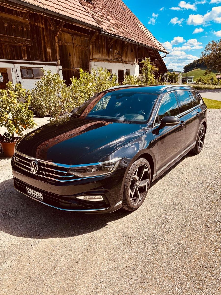 VW Automobili: VW Passat R-Line – Usato da Schmitten FR venduto da noa_xpk2